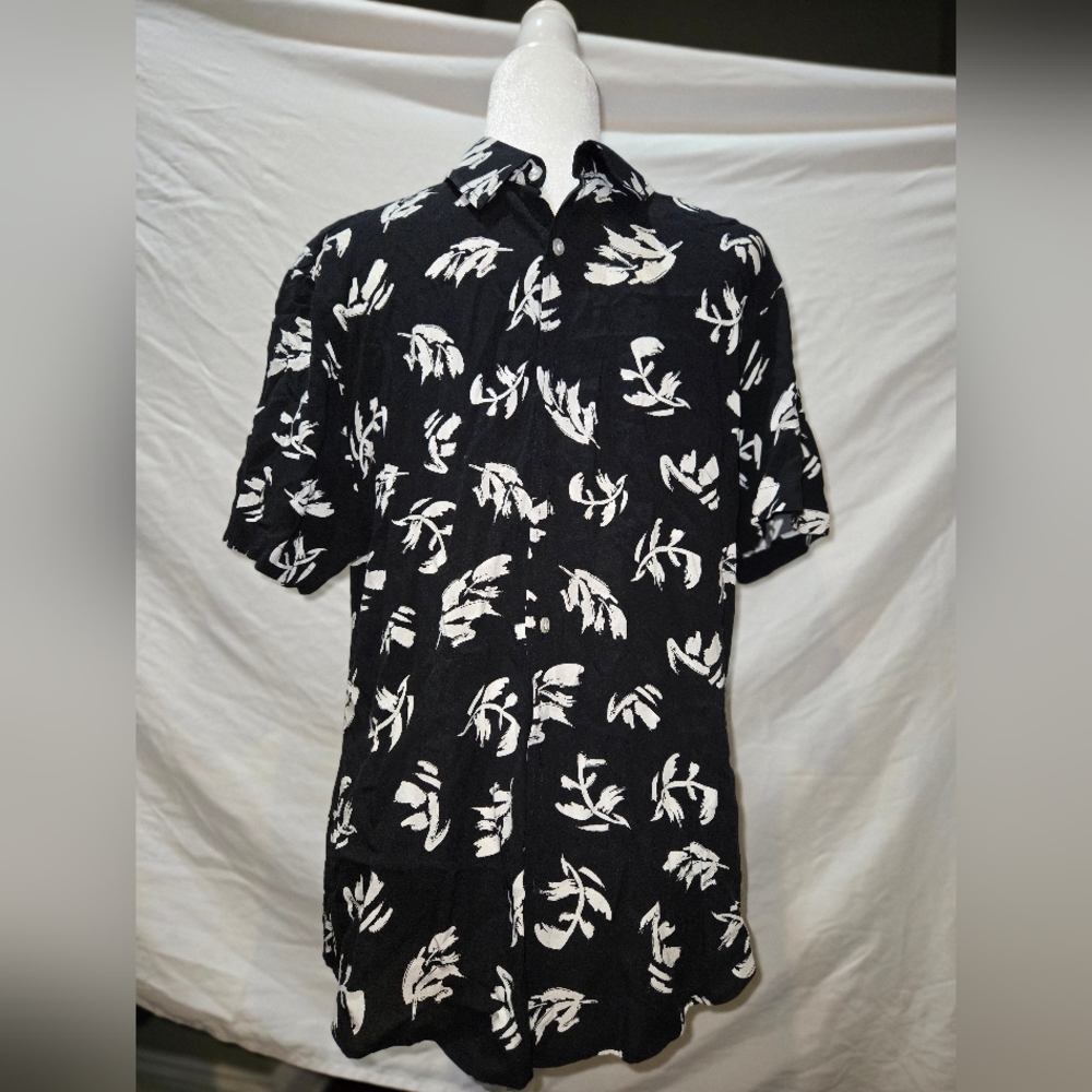 YoungLA Black and White Floral Button-Up Shirt